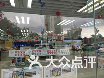 藍海數碼照相沖印 淡村路上的影像生活服務專家